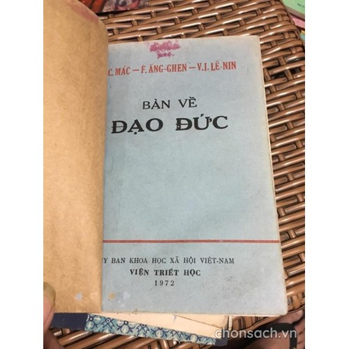 Bàn về đạo đức 